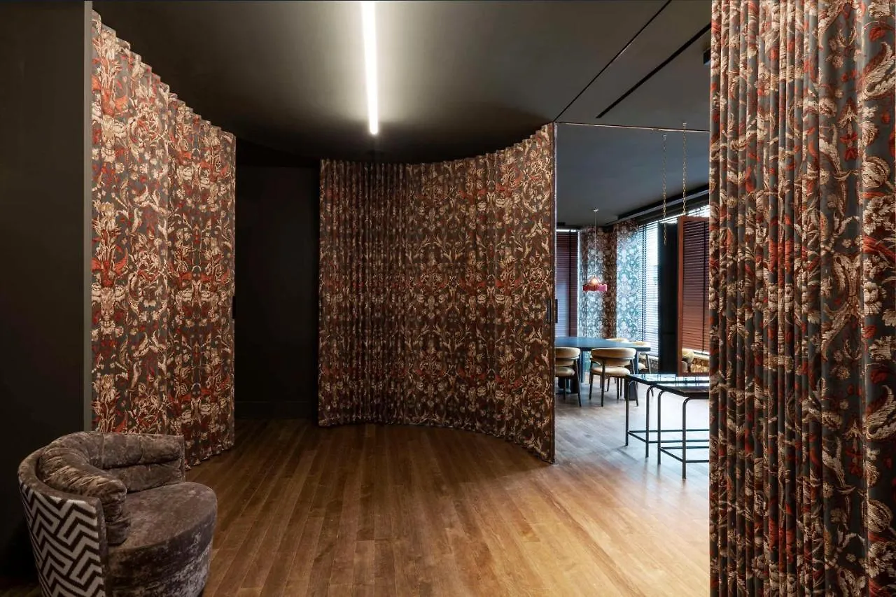 Radisson Collection Hotel, Santa Sofia Milano Hotel