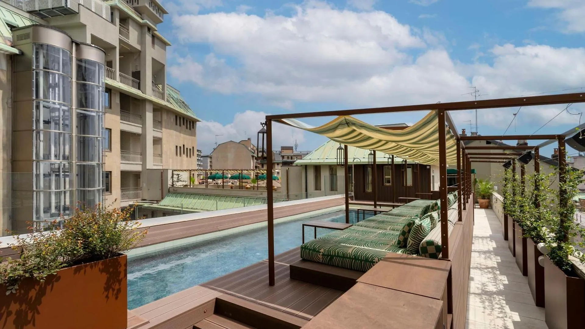 Radisson Collection Hotel, Santa Sofia Milano İtalya